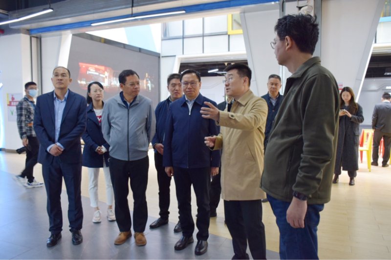 主任张宪伟一行来湘调研新型智库建设